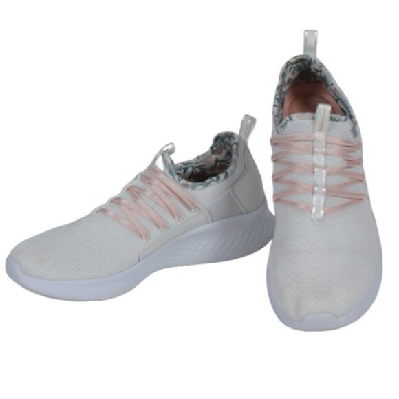 Skechers Slip On White Sneaker with Pink Ribbon Lace Size 9 - Picture 2 of 11